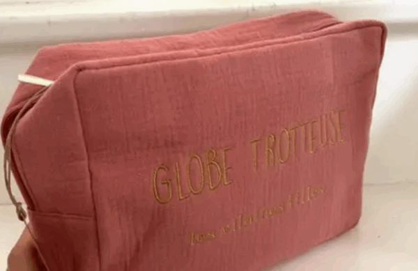 Trousse globe trotteuse