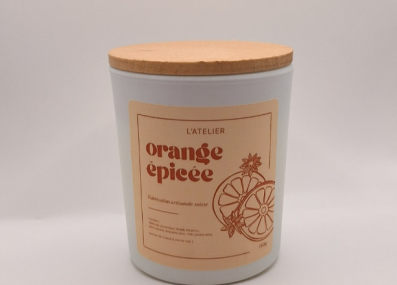 Bougie orange epicee