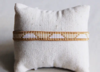 Braceletchamp's_beige