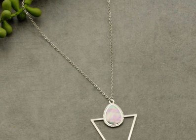 Collier_deborah