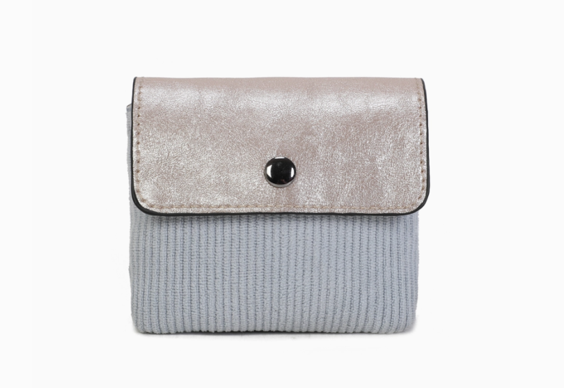 Porte monnaie bleu ciel