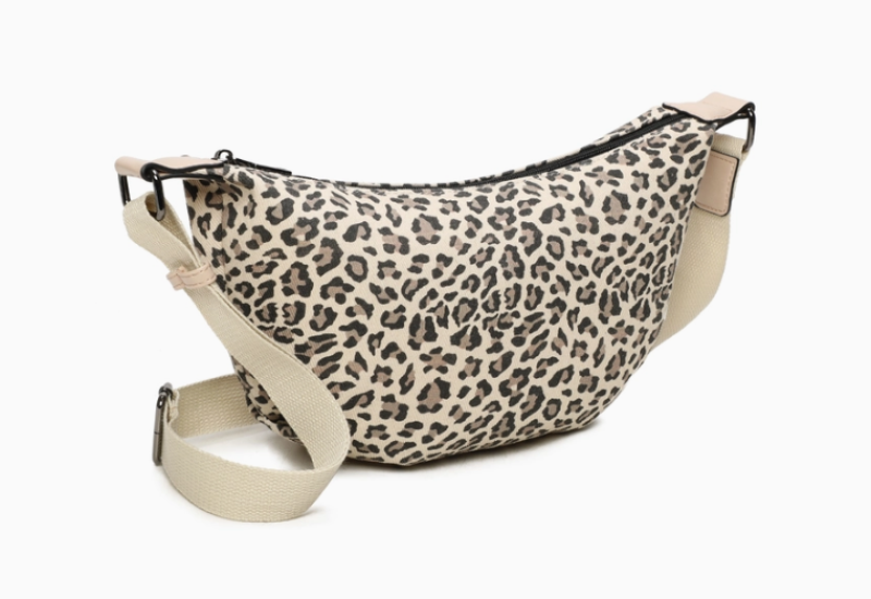 Sac ines leopard