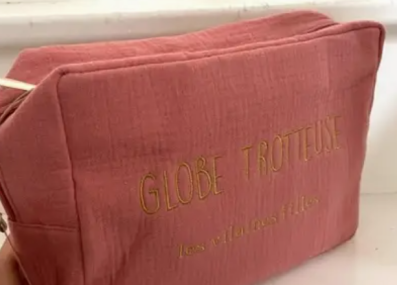 Trousse globe trotteuse